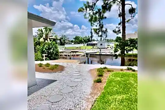 20591 Porthole Ct Photo 1