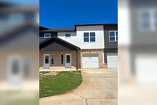 14100 Daisy Dr #2 Photo 1