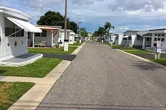 Gulf Crest Homeowners Association Photo 1