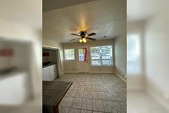 1712 Viera Ave Photo 2