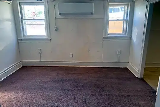3417 Ventnor Ave Photo 2