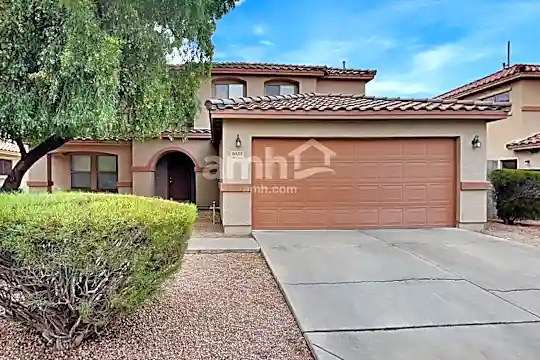 9055 E Plana Avenue Photo 1