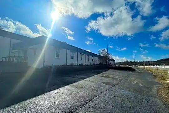 1546 Progress Rd Photo 2