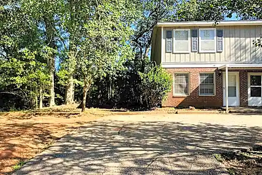 118 Lafayette Ct #118 Photo 2
