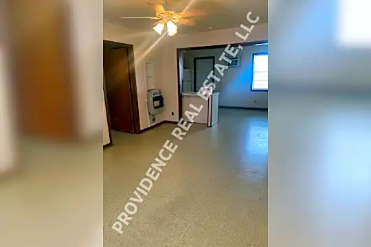 1820 Indiana Ave Photo 2