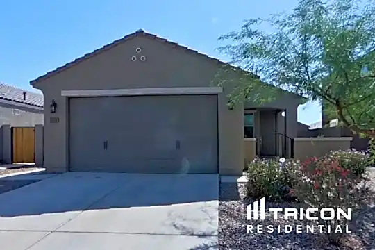 40381 Hillman Drive Photo 2