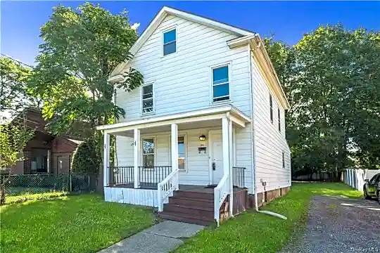 145 S Grand Ave Photo 1