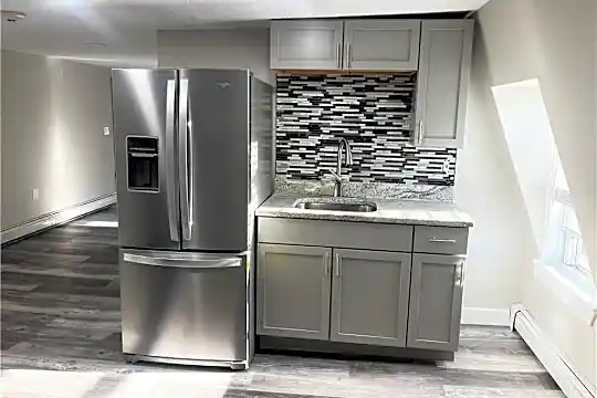 45 Kenyon St #3 Photo 2
