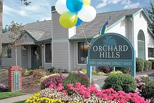 Orchard Hills Photo 1