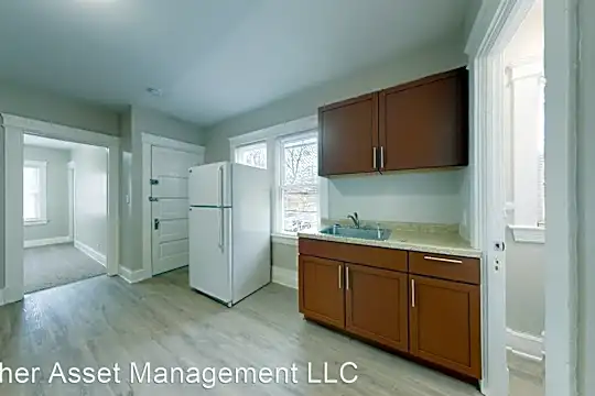 4420 Bush Ave. Photo 2