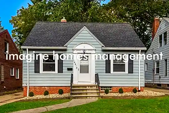 14416 Hollywood Ave Photo 1
