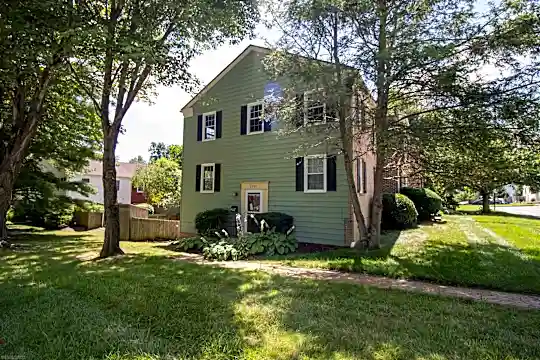 2701 Chelsea Ct Photo 1