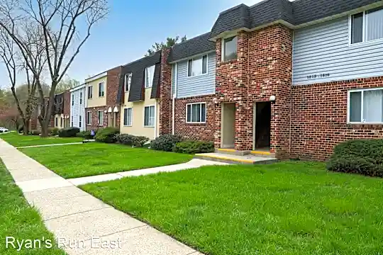 1330 Old Kings Hwy Photo 1