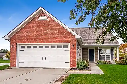 2156 Turning Leaf Dr Photo 1