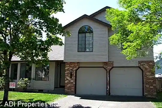 3925 NW 166th Dr Photo 1