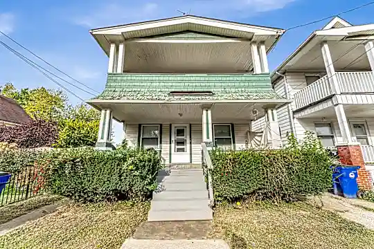 3434 W 50th St Photo 1