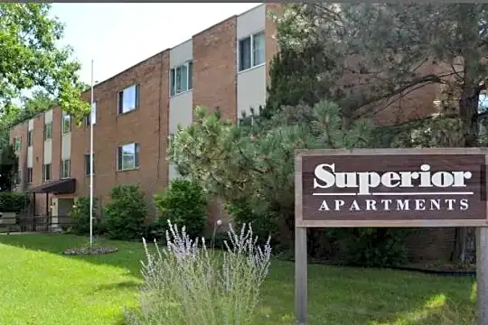 Superior Apartments Photo 1