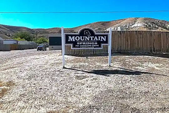 Mountain Springs Photo 2