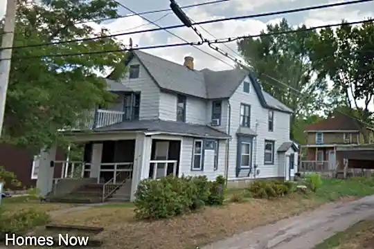 1119 Crosby St Photo 1