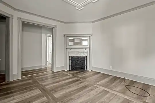 171 Wellington Ave Photo 1
