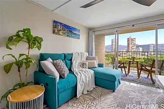 2211 Ala Wai Blvd #701 Photo 2