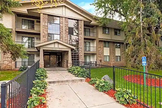 Silver Bell Apartments Photo 1