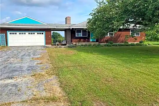 285 Plain Hill Rd Photo 1
