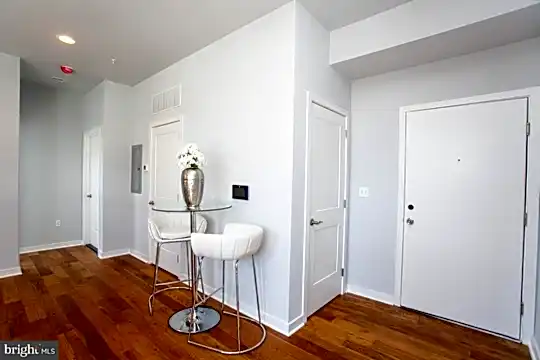 5938 Henry Ave #15 Photo 2