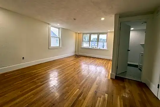 36 Thomas St Photo 1