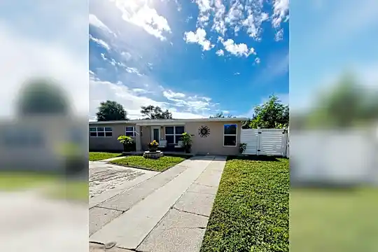 153 Longfellow Dr Photo 1