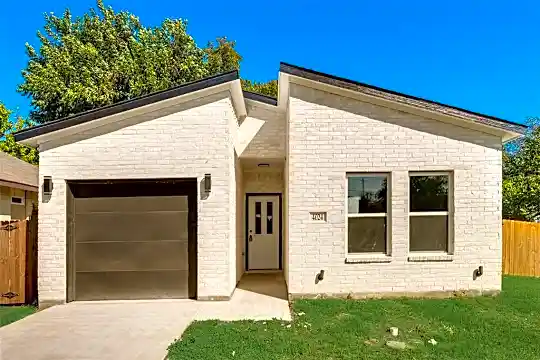 4024 Colonial Ave Photo 1