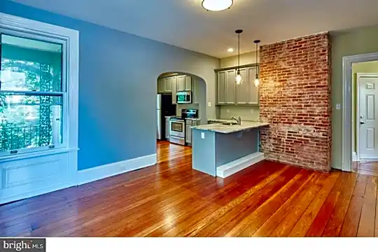 1300 Delaware Ave #2B Photo 1