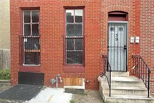 39 S Fulton Ave Photo 1