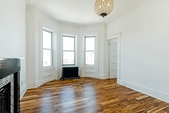2604 Palisade Ave #3 Photo 2