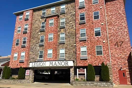 Legion Manor Photo 1
