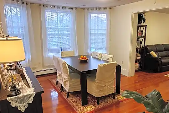 2 Dining Room, Bathroom POV.jpg