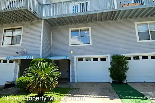 408 Creary St Photo 1