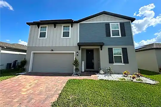 141 Andreas St Photo 1
