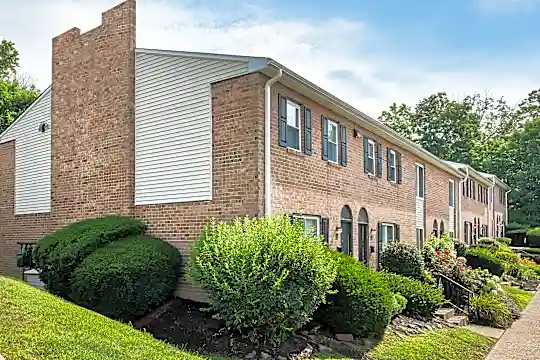 Wilkeswood Apartments Photo 1