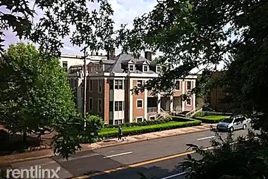 6111 Fifth Ave Photo 2