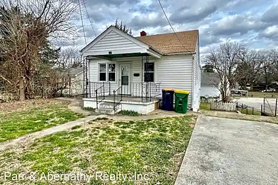 117 S 11th Ave Photo 1