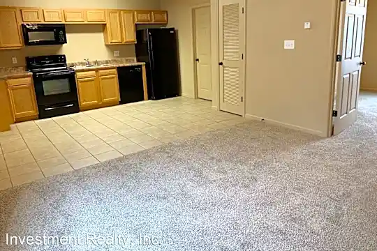 16506 Hunters Ridge Ln Photo 2