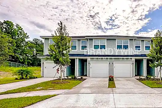 443 Matilda Ln Photo 1