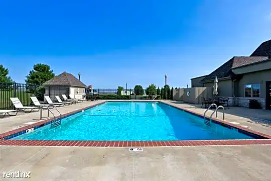 TSE pool