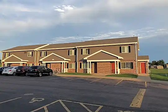Brennan Hill Townhomes Photo 1