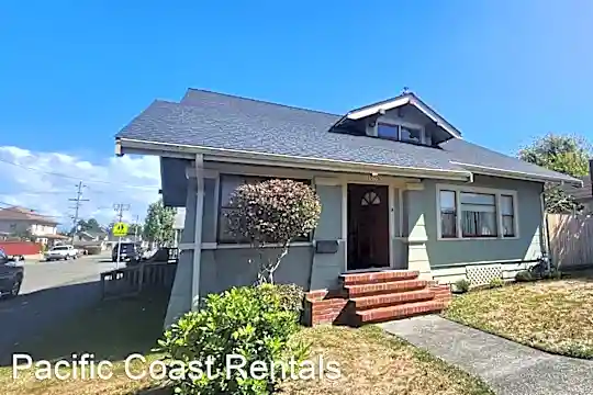 1905 H St Photo 1