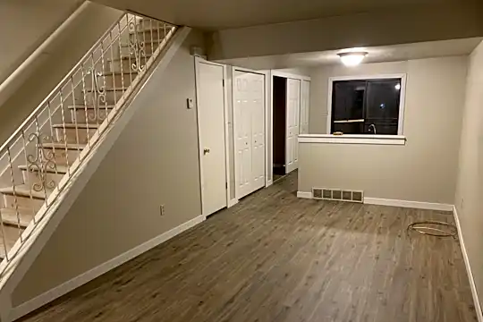 3567 Baltimore Ave Photo 2