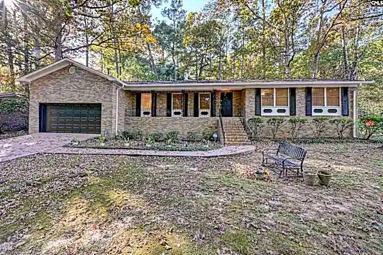 2605 Woodland Hills Rd E Photo 1