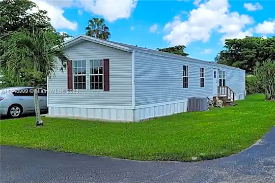 35250 SW 177th Ct #187 Photo 1