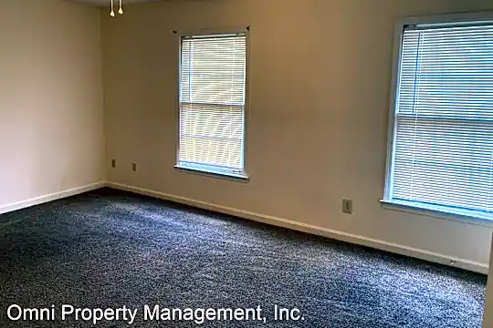5566 Blossom Ln Photo 2